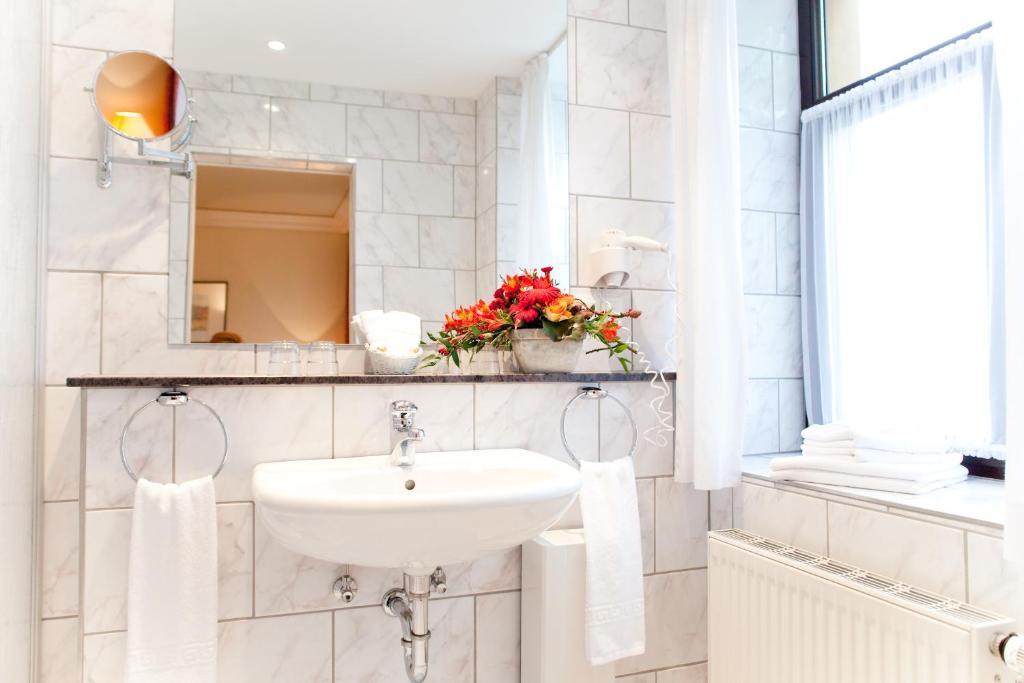 Hotel Weisses Ross Marienberg Værelse billede